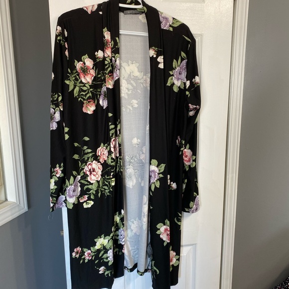 Suzy Shier Sweaters - Cardigan